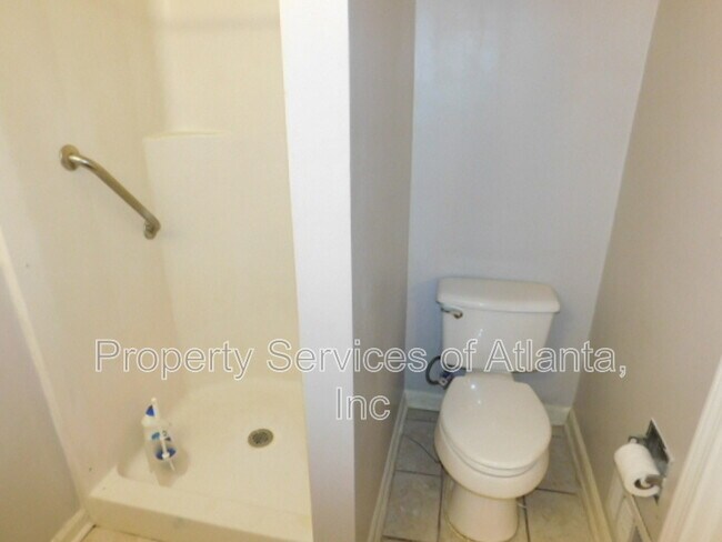 Building Photo - 230 Shiloh Hills Dr NW