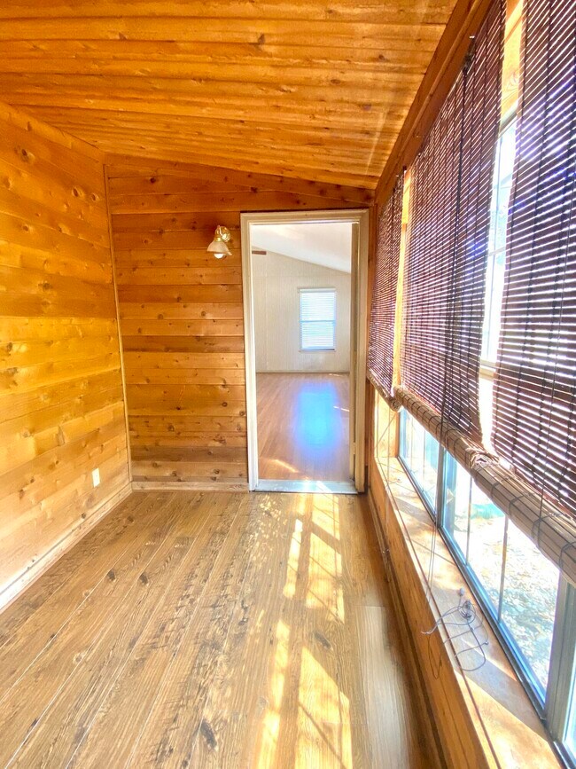 Building Photo - 4069 Christopher Ln