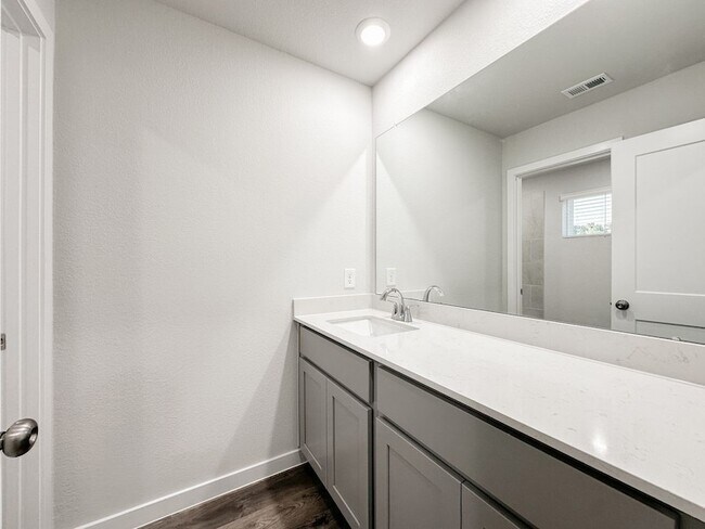 Building Photo - 7934 Alset Dr