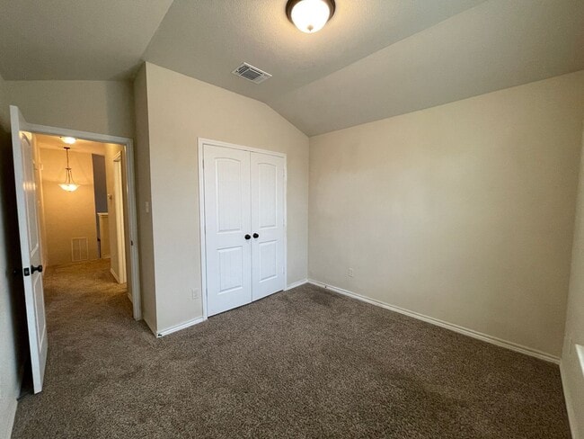 Building Photo - 3240 Valentino Dr