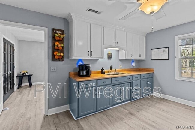 Building Photo - 209 E Mcgowan St