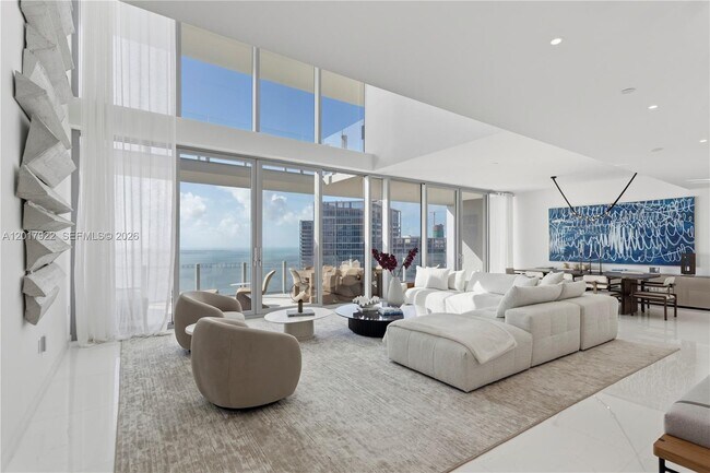 Building Photo - 300 Biscayne Blvd Way