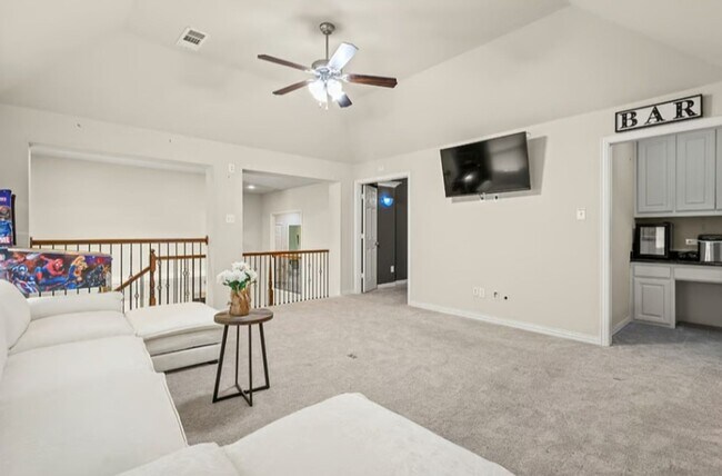 Building Photo - Entertainer's Home in Forney!