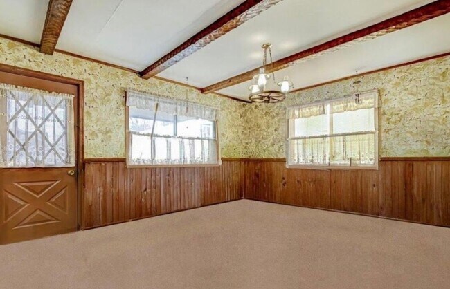 Building Photo - 851 Scott St