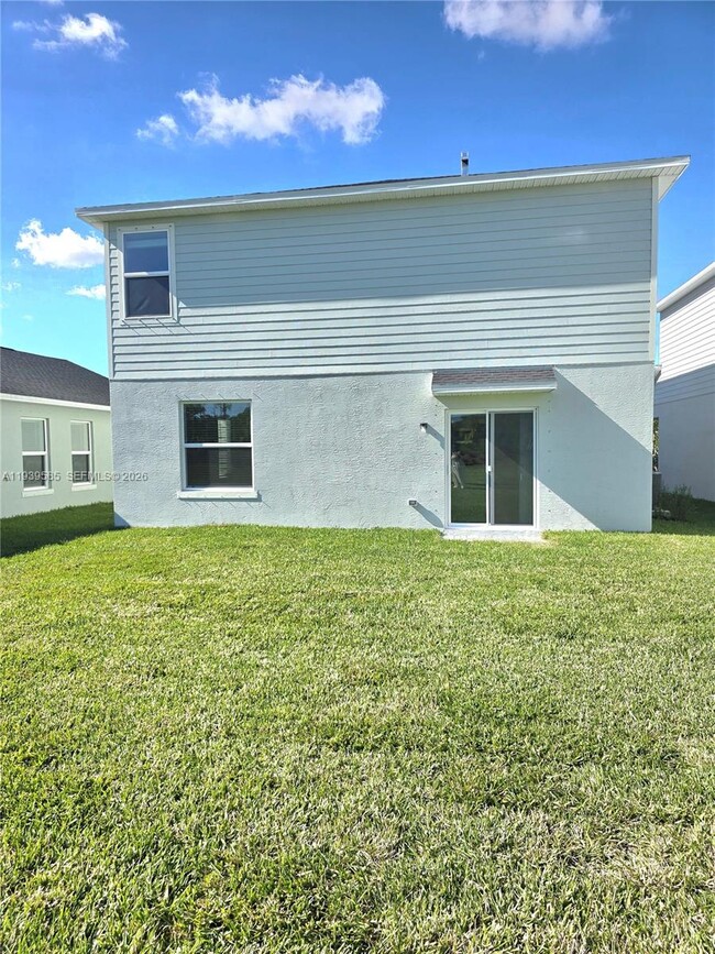 Building Photo - 5917 Sweetwood Dr