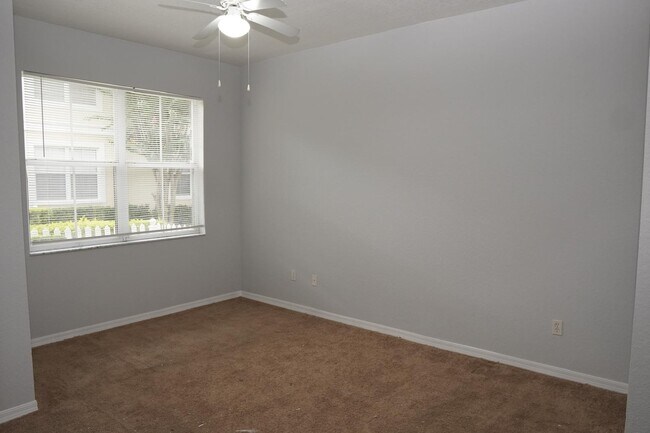Building Photo - 4002 Venetian Bay Dr