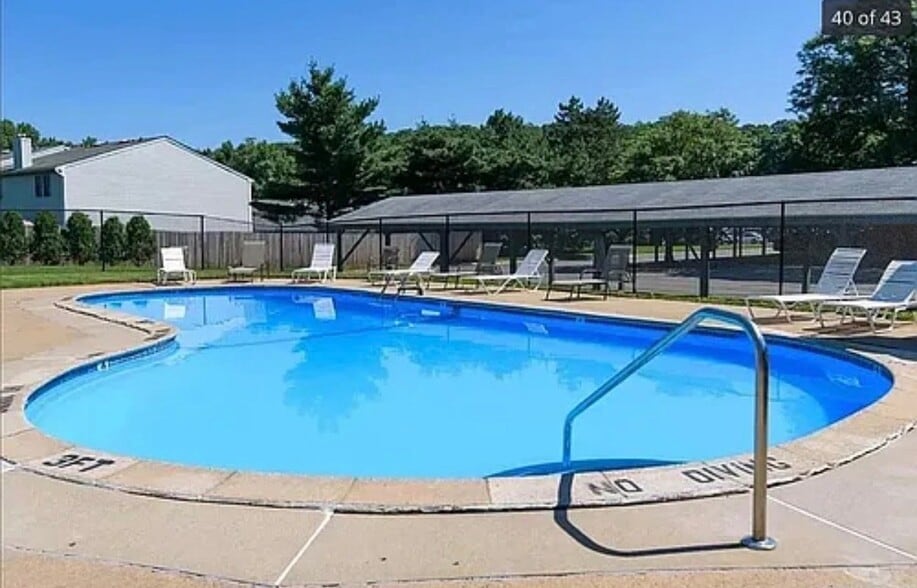 Building Photo - 2216 Harbor View Dr