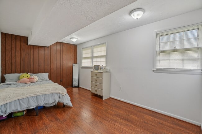 Building Photo - 2704 Rambler Ct