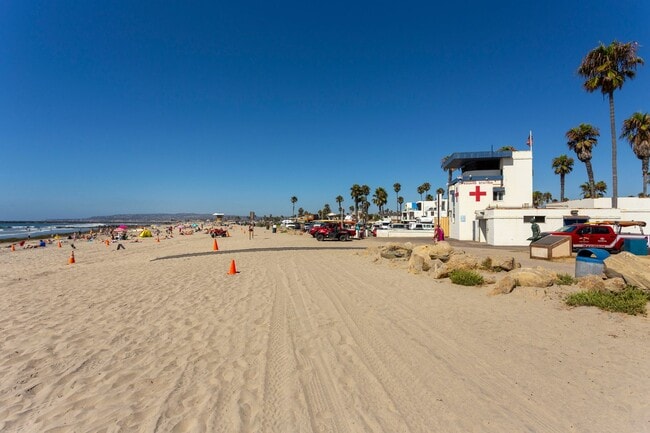 Primary Photo - Charming 1 Bedroom Cottage in Ocean Beach