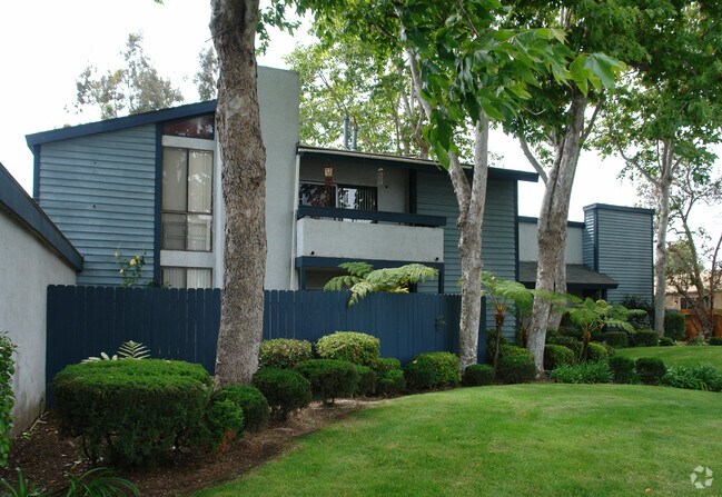 Building Photo - Delaware Pines