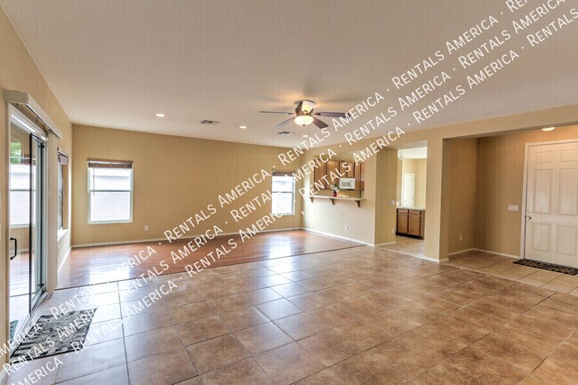 Building Photo - 3647 E Mecate Rd