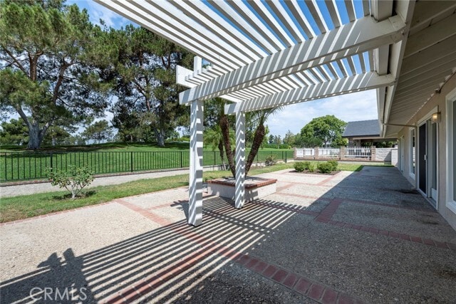 Building Photo - 5921 Country View Dr