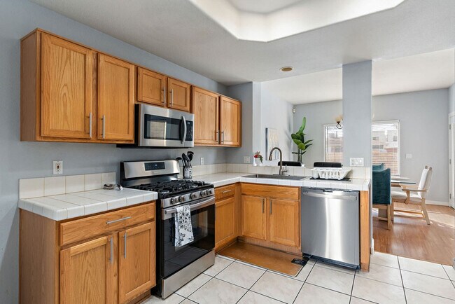 Building Photo - 4301 N 21st St