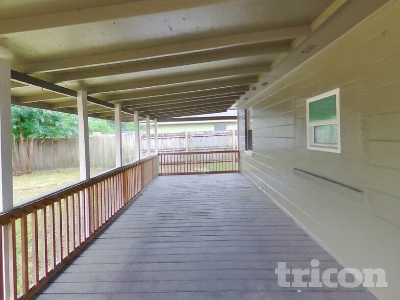 Building Photo - 5807 Ricker Rd