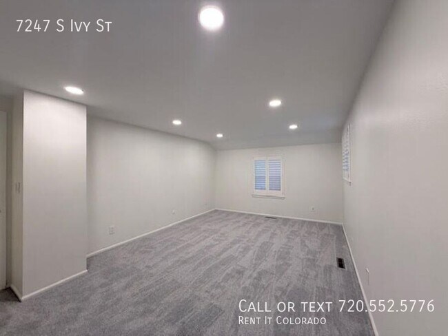 Building Photo - 7247 S Ivy St