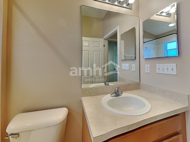 Building Photo - 34842 Marsh Glen Ct