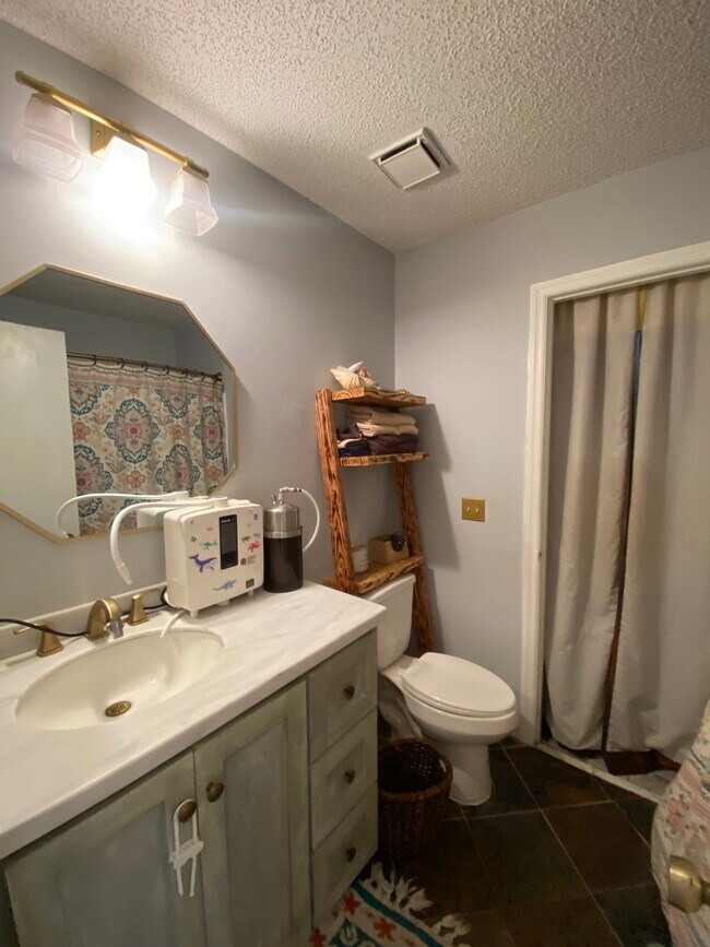 Building Photo - 141 Abaco Way