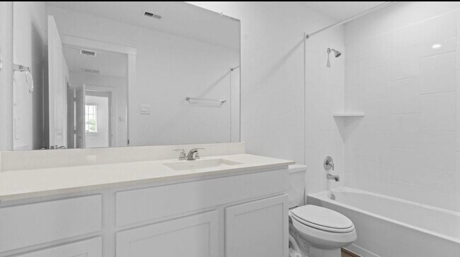 Building Photo - 8051 Marchese Dr