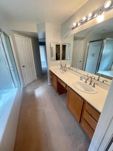 Building Photo - 11186 Corsica Ct