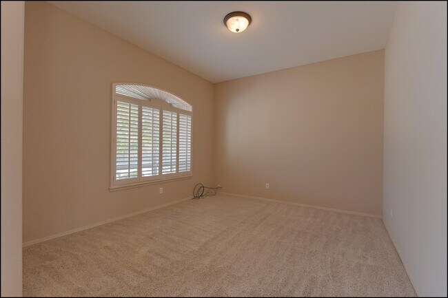 Building Photo - 1435 Cloud Ridge Dr