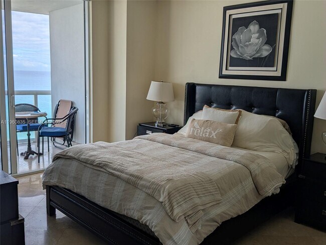 Building Photo - 6365 Collins Ave