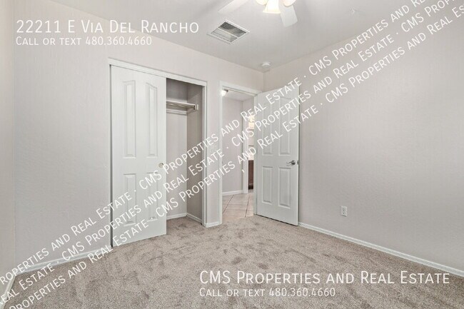 Building Photo - 22211 E Via del Rancho