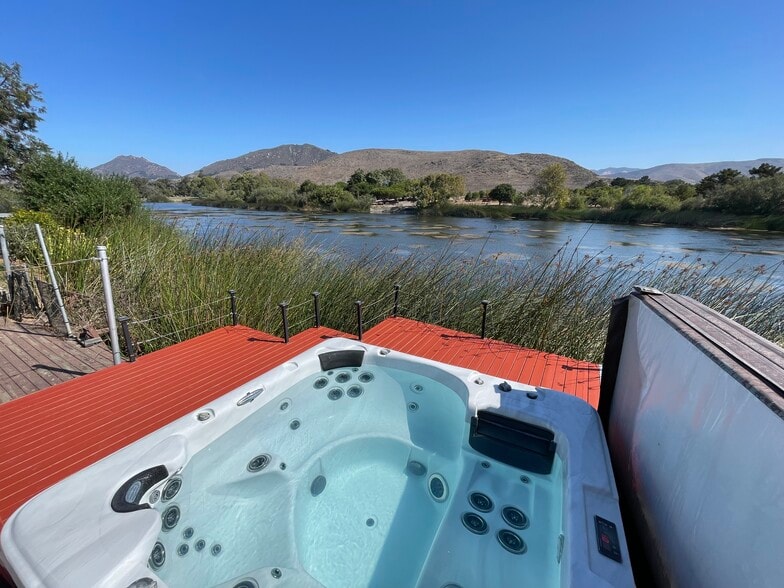 Laguna lake 4 bed/3bath/2living rms for 6p - 1534 Oceanaire Dr