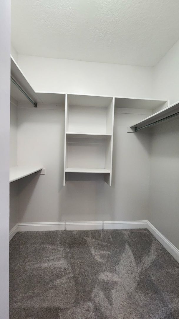 Building Photo - Large Renovated Orem Condo for Rent