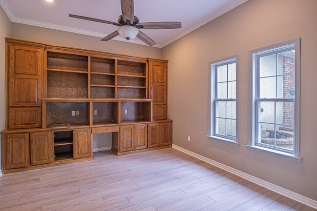Building Photo - 108 Blue Heron Point