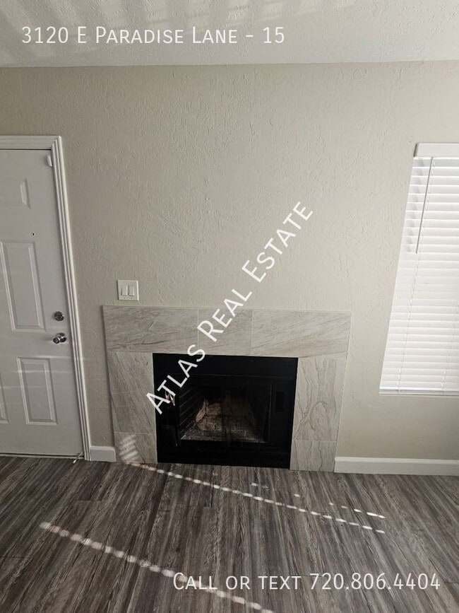 Building Photo - ONE MONTH FREE!!  PHOENIX TOWNHOME WITH PR...