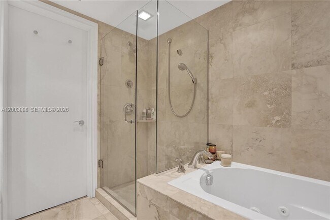 Building Photo - 11113 Biscayne Blvd