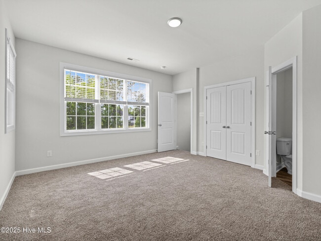 Building Photo - 908 Freewoods Ct