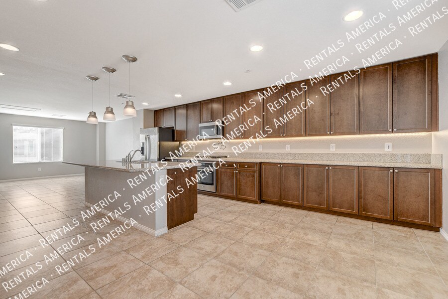 Building Photo - 4650 Ranch House Rd