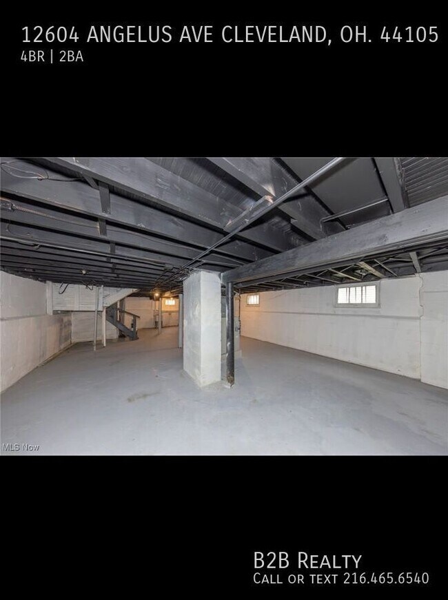 Building Photo - 12604 Angelus Ave