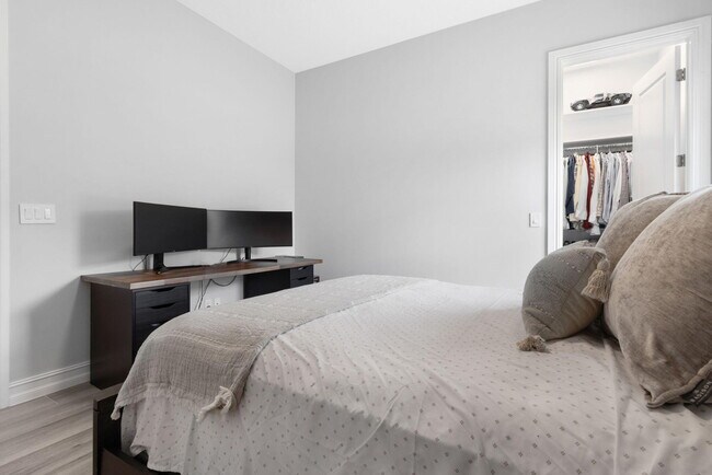 Building Photo - 5202 S Sterling Ranch Cir