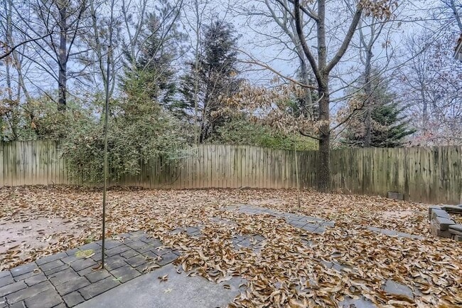 Building Photo - 2605 Gateview Ct