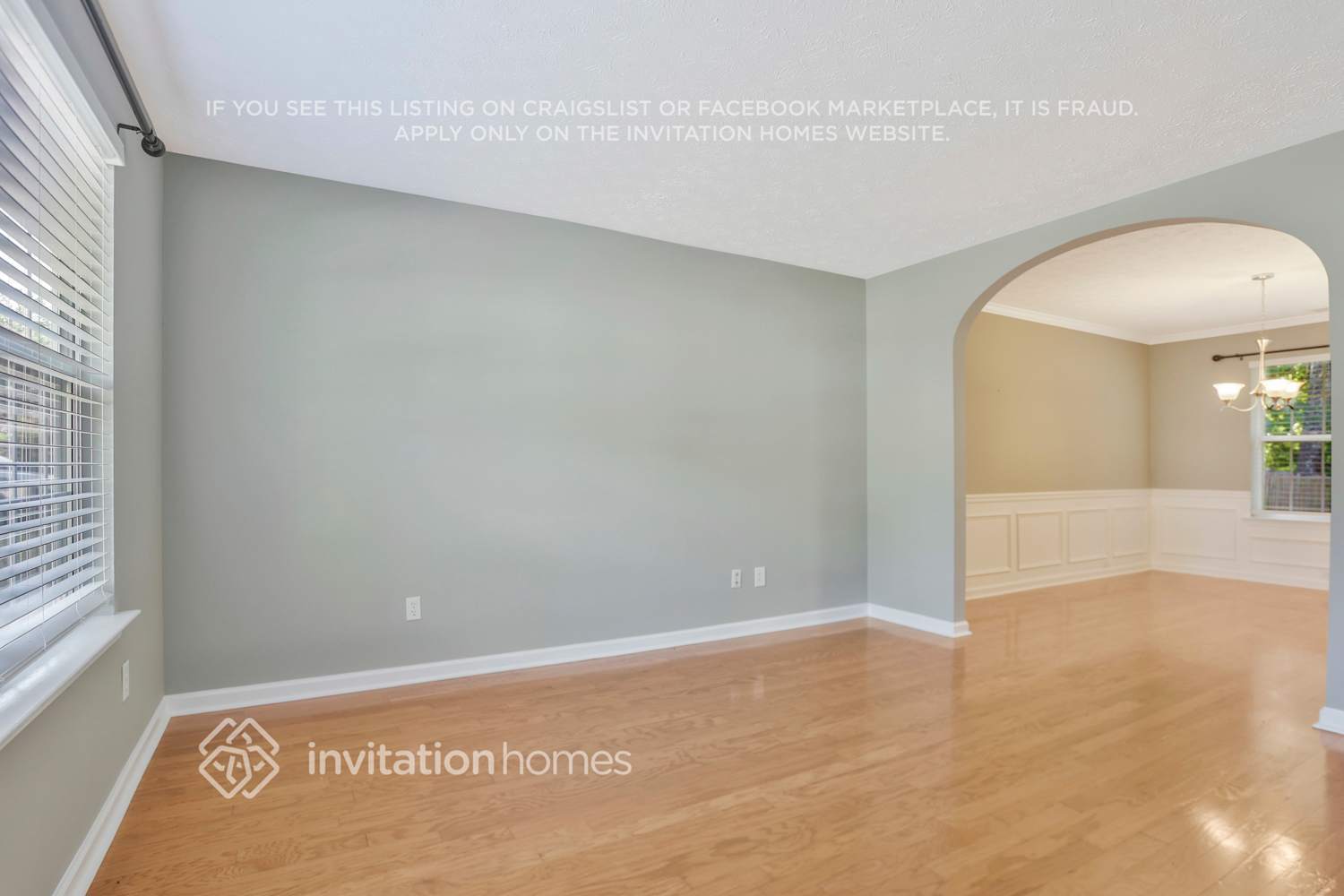 Building Photo - 3417 Sandlake Dr SW