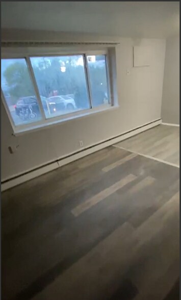 Building Photo - 13540 Superior Rd