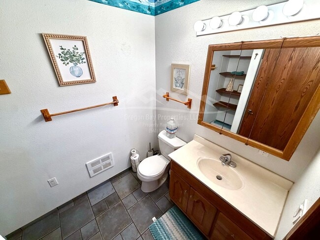 Building Photo - 70051 Stage Rd