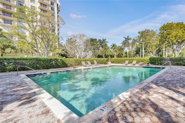 Building Photo - 11111 Biscayne Blvd