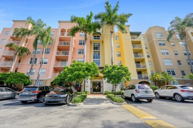 Building Photo - 19601 E Country Club Dr