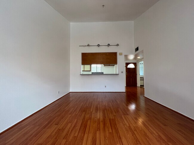 Primary Photo - 314 Lincoln Ave