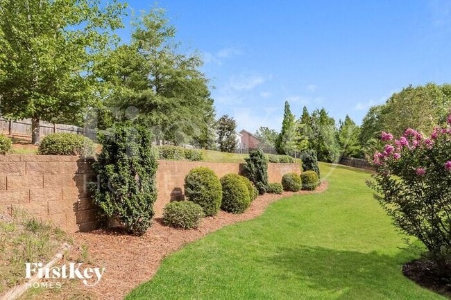 Building Photo - 3087 Cameron Village Ct