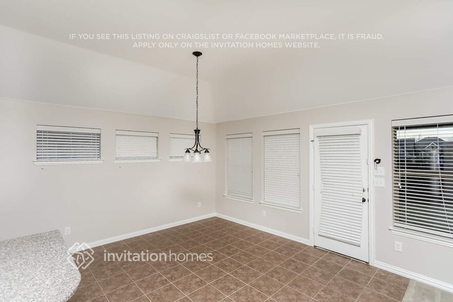 Building Photo - 2512 Flowing Springs Dr