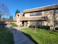 Building Photo - 3127 Vía Grande