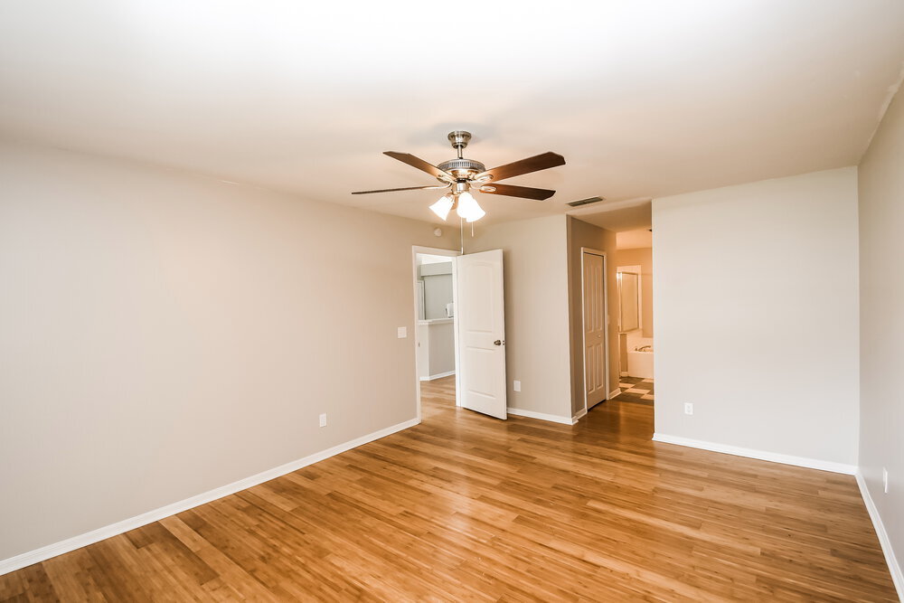 Building Photo - 3016 Golden Pond Blvd
