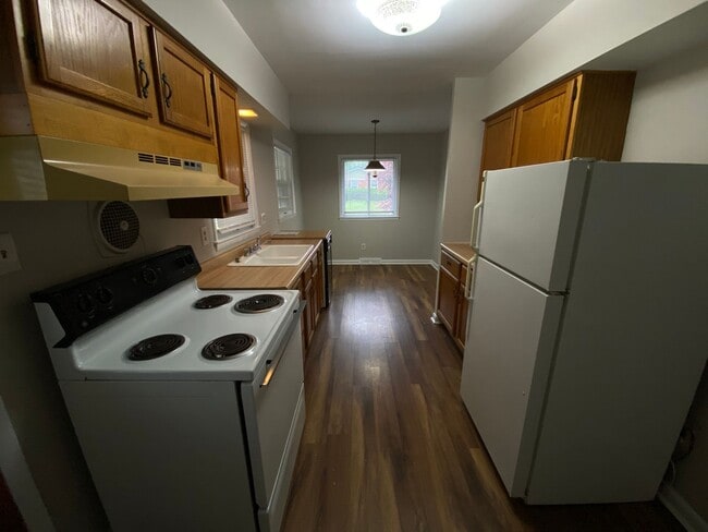 Building Photo - Welcome Home     20260501