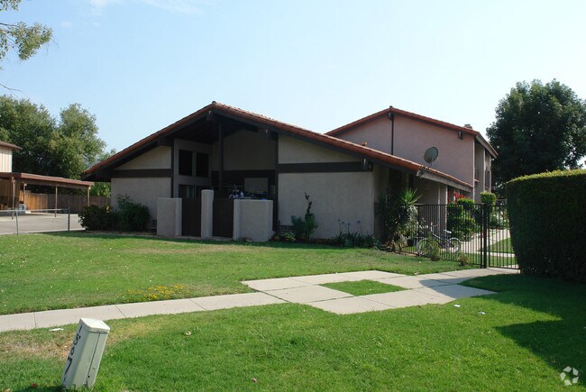 Primary Photo - 1507 N Prather St