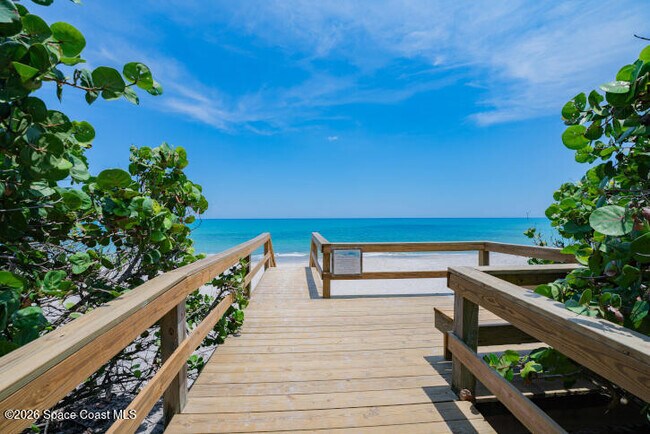 Building Photo - 209 SE 3rd St