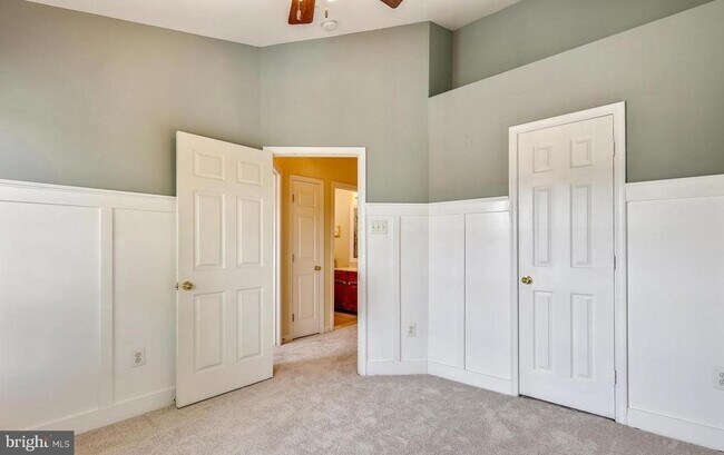 Building Photo - 9963 Fragrant Lilies Way